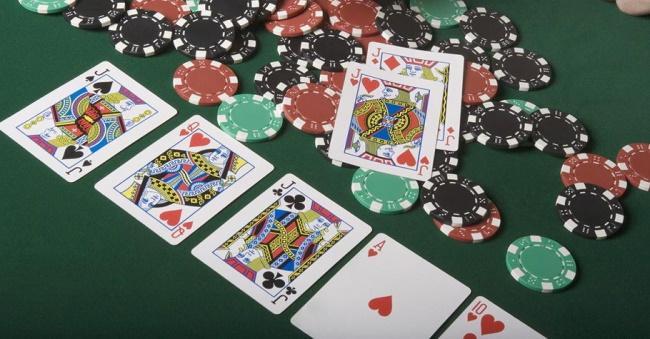 How to play a poker game- Texas Hold’em Variant